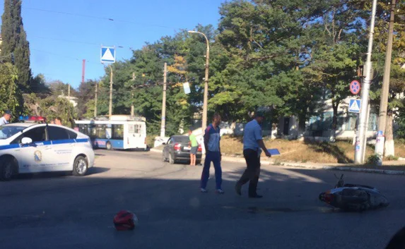 ДТП с участием мопедиста на Горпищенко — фотофакт
