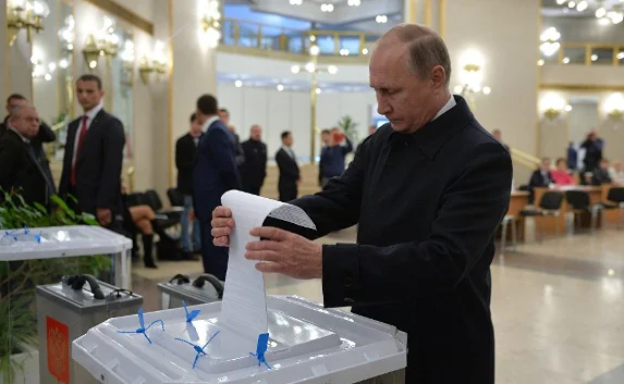 Путин, Медведев и крымские лидеры проголосовали на выборах в Госдуму