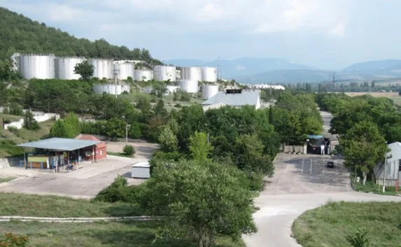 Нефтебаза в Севастополе вновь поменяла «гражданство»