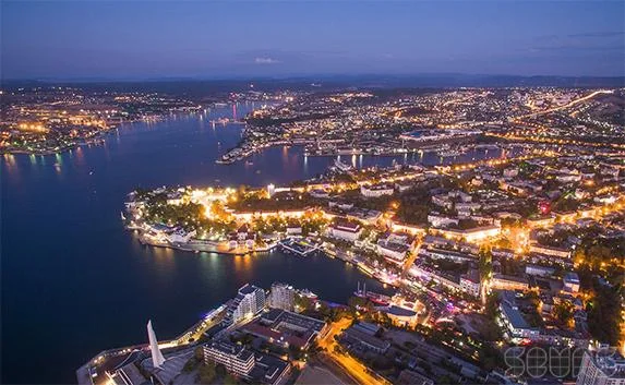 Вертолётные экскурсии в Крыму сделают массовыми в новом сезоне