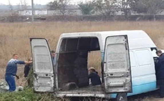 В Крыму полицейские устроили погоню за фургоном с коноплёй 