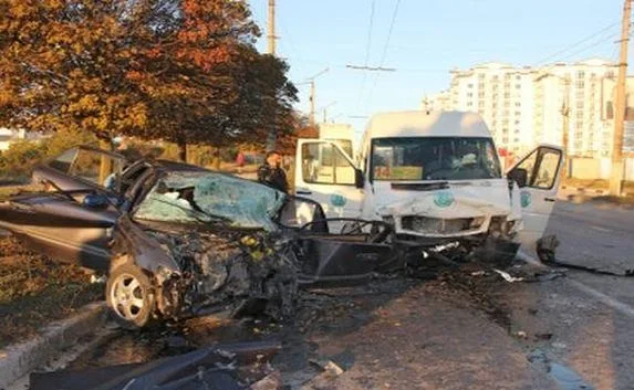 Требуется помощь пострадавшим в ДТП с маршруткой и семье погибшего