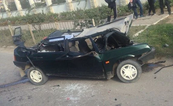 Рейсовый автобус столкнулся с автомобилем в Крыму (фото)