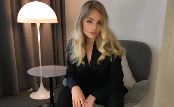 Дочь Пескова, обучающаяся за границей, сравнила себя с Петром I