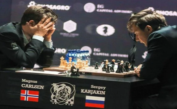 Шахматист из Крыма в восьмой партии матча победил чемпиона мира