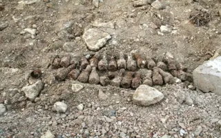 Склад боеприпасов найден на стройке в Севастополе (фото)