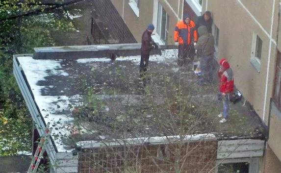 Севастополец выпал с четвёртого этажа жилого дома