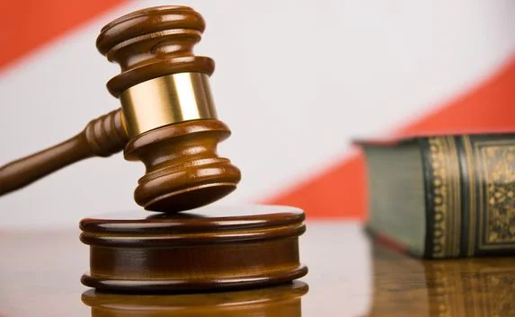 Полицейского будут судить за мошенничество на четверть миллиона
