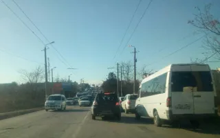 «Дорогое» ДТП в районе Меньшикова вызвало «километровую» пробку