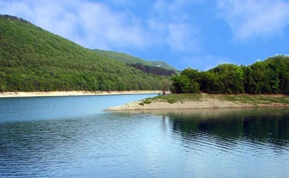 Благодаря снегопадам увеличился запас воды в водохранилищах Крыма