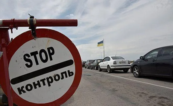 Крымчан предупредили об опасности поездок в Украину
