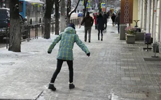 Как пострадавшим из-за гололёда крымчанам добиться компенсации 