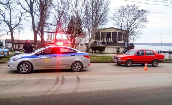 На пешеходном переходе в Керчи сбили ребёнка