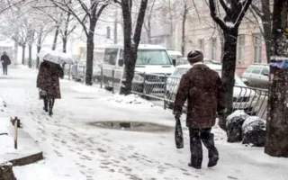 В Крыму до 12 градусов мороза и снег