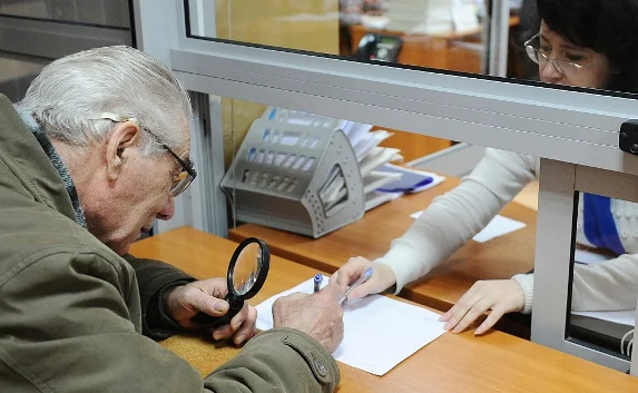 Житель Урала 10 лет обманывал государство, получая тройную пенсию