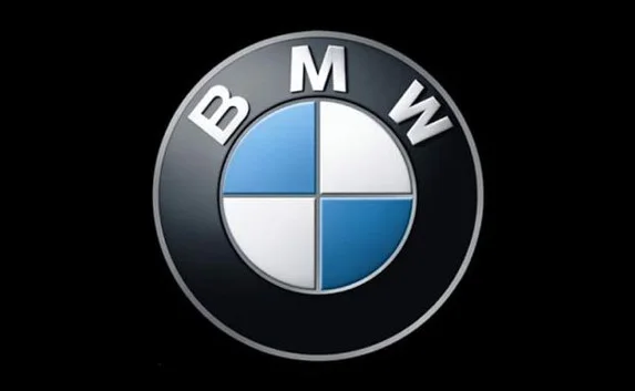 Виновником двух ДТП в Севастополе стал лихач на BMW — очевидцы (фото)