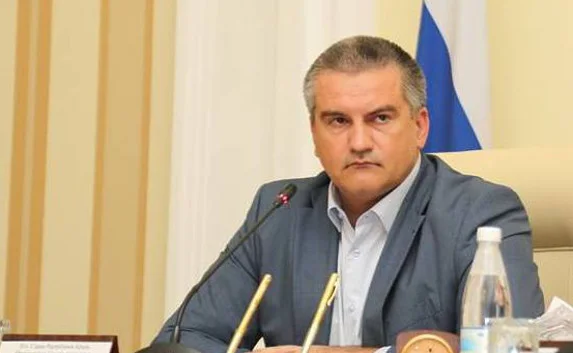 Аксёнов пока не будет сбрасывать коррупционеров с вертолёта