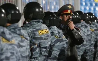 Один из микрорайонов Симферополя зачищают силовики