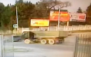 Новое ДТП на злосчастном перекрёстке в Севастополе — видео