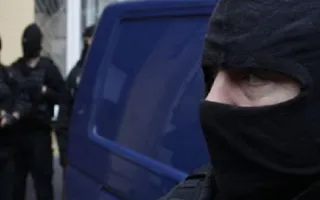 В Севастополе идёт спецоперация против нелегалов с Донбасса