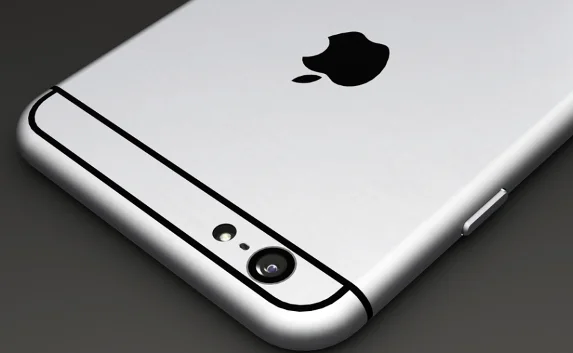 В Севастополе иностранец «увёл» из магазина три «Айфона»