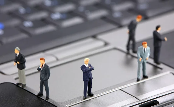 Налоговики «засветят» крымские компании в Интернете