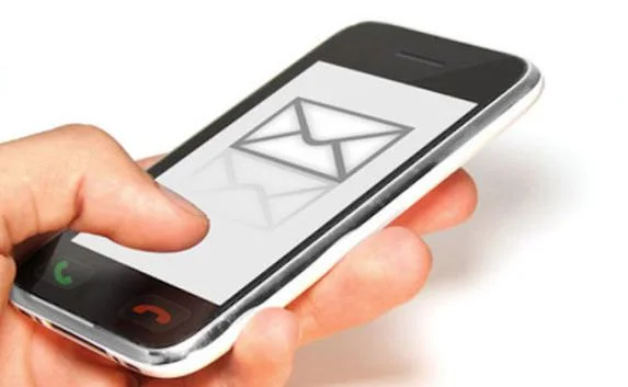 Крымчан атакуют вирусные смс от мошенников