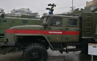 Показ военной техники прошёл в центре Симферополя (фото, видео)