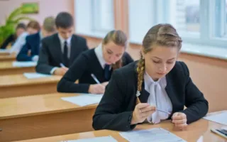 Крымские выпускники с 2018 года не смогут поступить без ЕГЭ