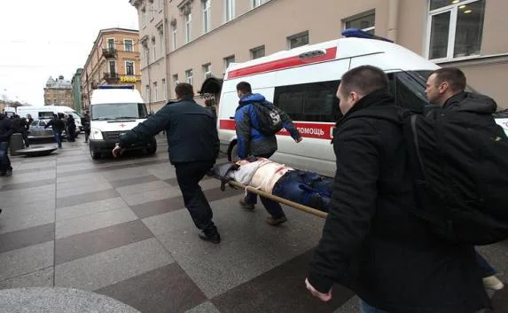 МЧС опубликовало списки пострадавших от взрыва в Петербурге