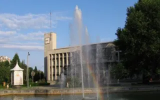 Ялтинские чиновники завели лягушек (видео)