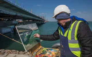 Художники показали своё видение Крымского моста (фото)
