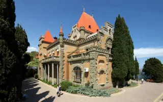 Дворец княгини Гагариной — cказочный рыцарский замок в Крыму