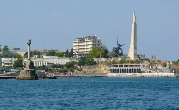 Оползни в Севастополе: под угрозой «Штык и Парус» и Гидрофиз (видео)