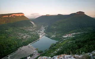 Куда отправиться на маёвку в Крыму: ТОП-10 популярных мест
