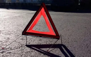 В Крыму легковушка врезалась в «КамАЗ»: четверо пострадавших