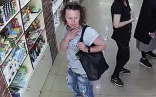 Севастопольцам обещают награду за «кучерявую воровку» — видео, фото