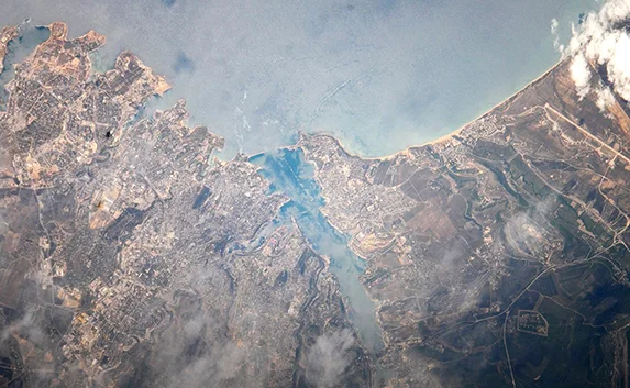 Крымские города-герои попали на космические снимки (фото)