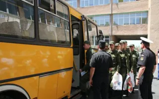 На материк России отправились служить первые 30 севастопольцев 