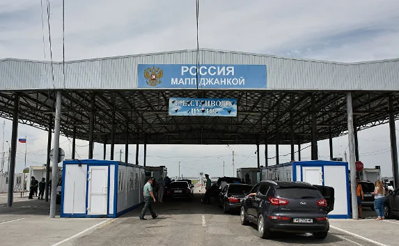 В Крыму на границе с Украиной расширяют дороги — ФСБ