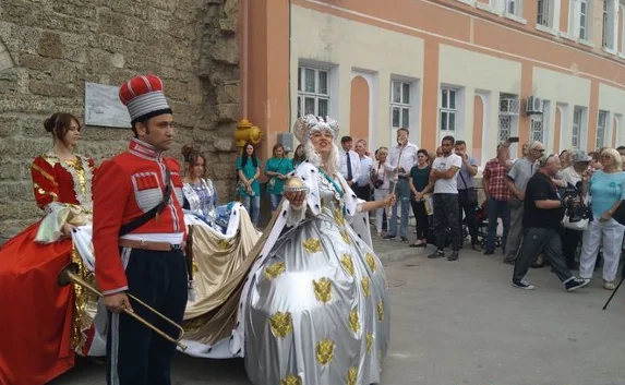 В Евпатории стартовала масштабная юбилейная экскурсия 