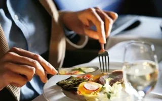 Обеды в крымских кафе за два года подорожали почти на 40%