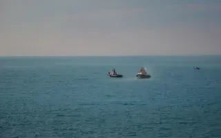 Во время швартовки «Князя Владимира» сломался буксир (фото видео) 