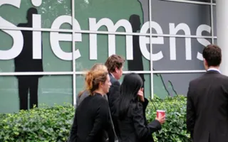 СМИ: газовые турбины Siemens поставляют в Крым, обходя санкции 
