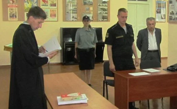 В Севастополе пьяный матрос колесил по ночному городу