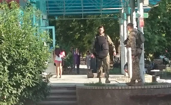 В Севастополе нашли «чемоданчик с миной» — соцсети (фото)