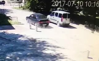 Лихие 2000-е: в Симферополе ограбили машину инкассаторов (фото)