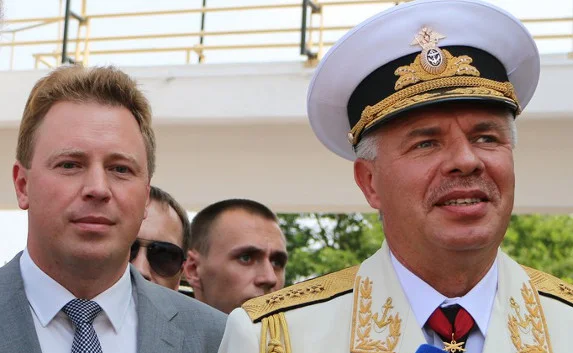 Главком ЧФ Витко покинул совещание с Овсянниковым, хлопнув дверью