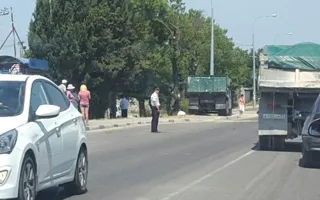 В Севастополе ещё одно смертельное ДТП: КамАЗ сбил пожилую женщину (фото)