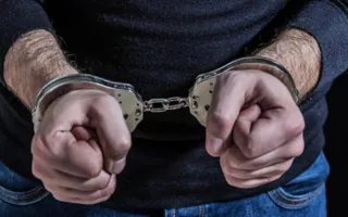 В Севастополе ограбили женщину — вора поймал прохожий